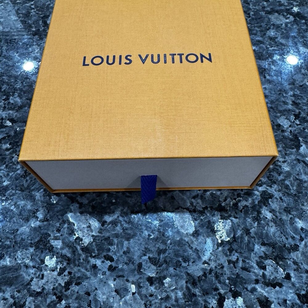 Louis Vuitton Authentic LV Medium Magnetic Flap *Empty Box* "7 x 7 x 3"